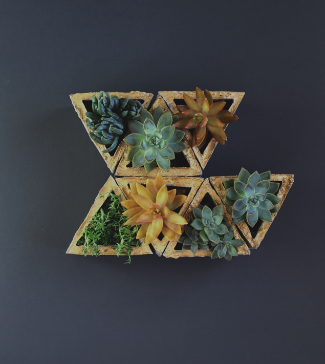 Concrete-modular-geometic-wall-planter