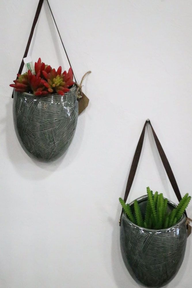 Wall-planter-pots-ceramics-printed-hanging